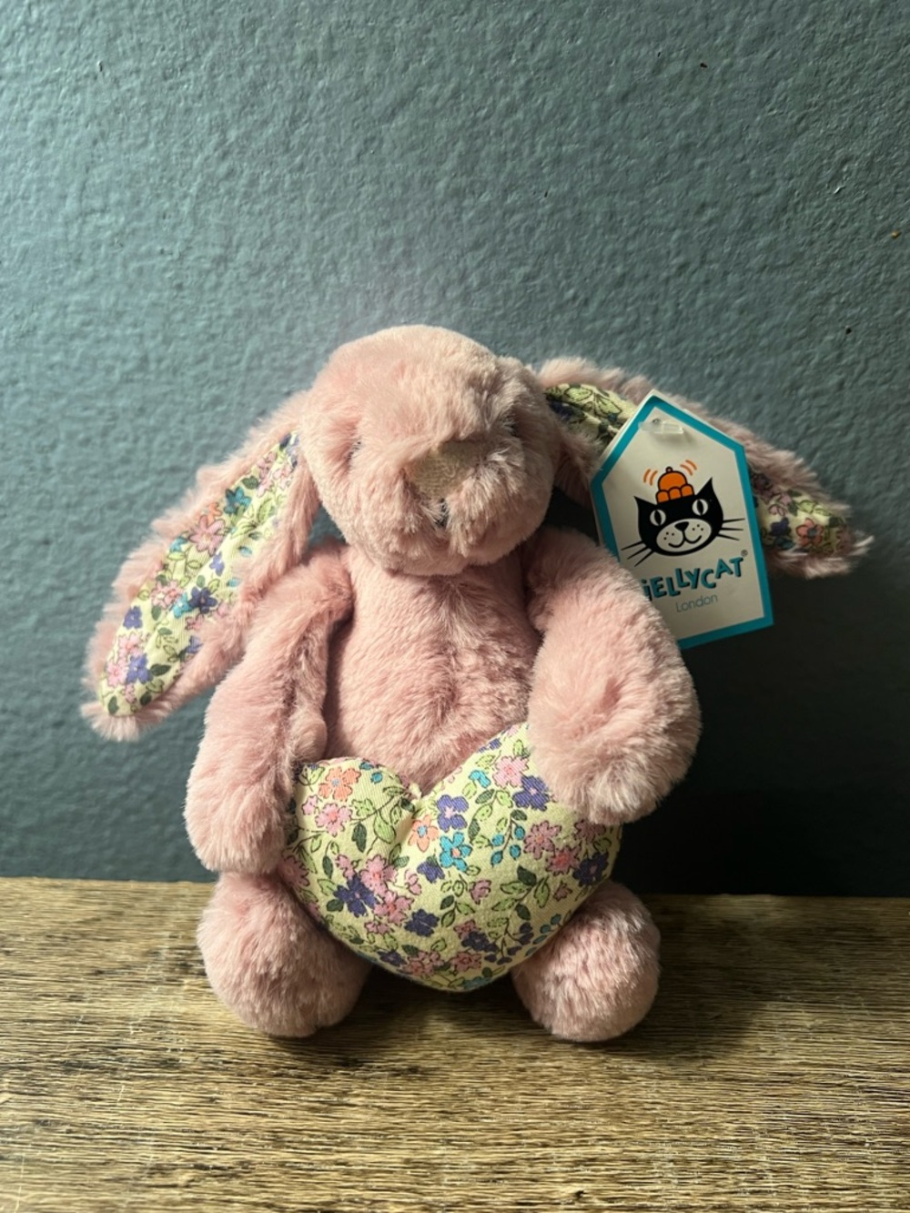 Jellycat Blossom Tulip Heart Bunny Retired NWT Small - Picture 2 of 5